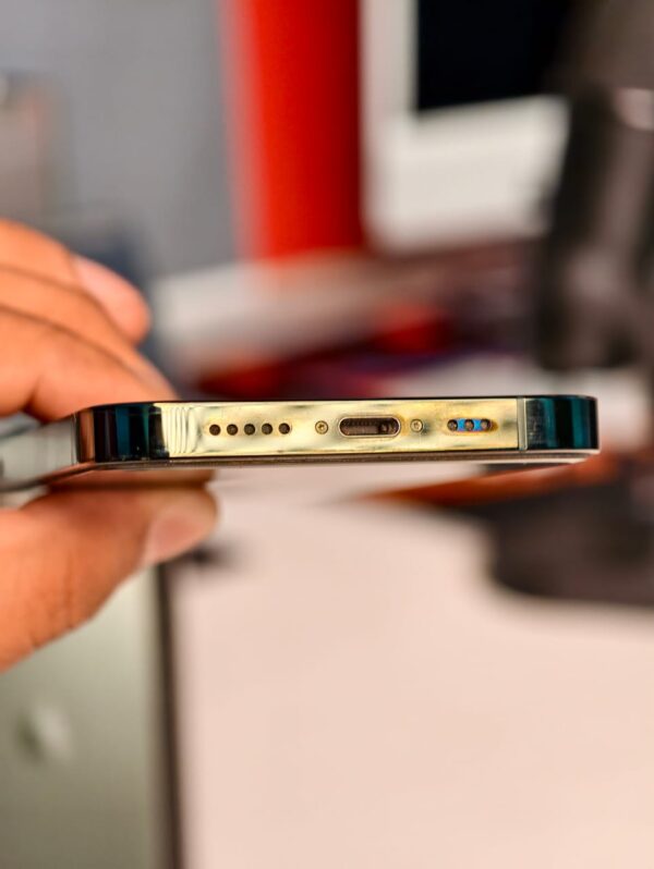 iPhone 13 Pro (Hongkong) - Image 5