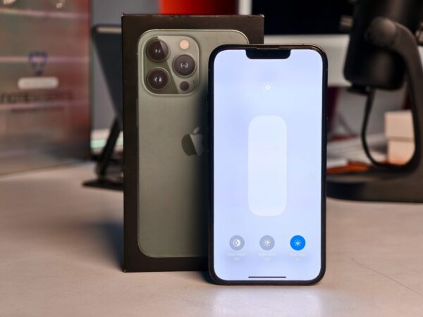 iPhone 13 Pro (Hongkong) - Image 3