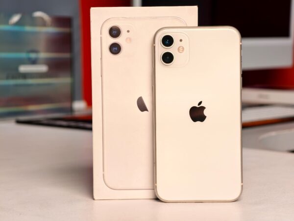 iPhone 11 64 GB