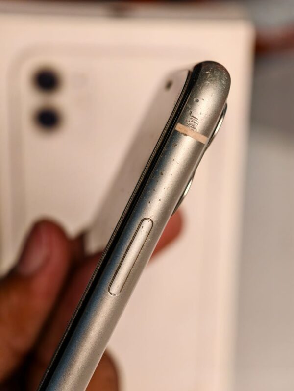 iPhone 11 64 GB - Image 7