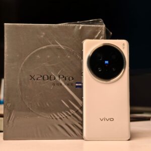 Vivo X200 Ultra (Chinese)