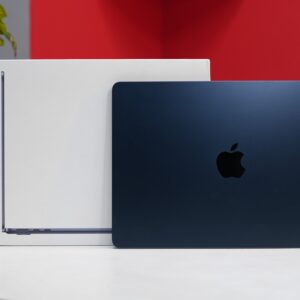 macbook m2 air 8/256 (midnight blue)