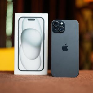 iPhone 15 (USA)