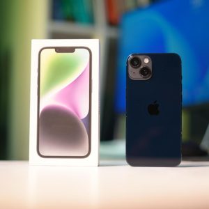 iPhone 14 (Midnight Blue)