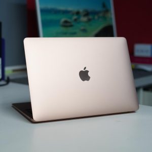 Macbook Air 13.3” M1 Chip BH 90 %