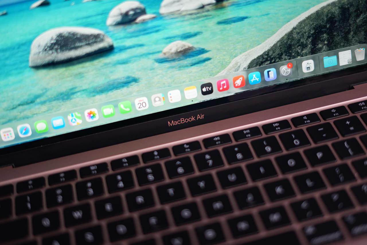 Macbook Air 13.3” M1 Chip BH 90 % - Image 4