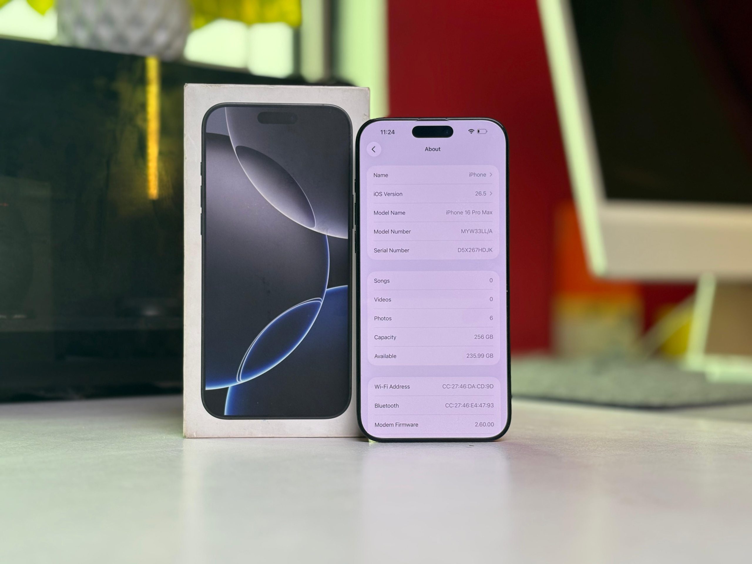 iPhone 16 Pro Max (USA) - Image 4