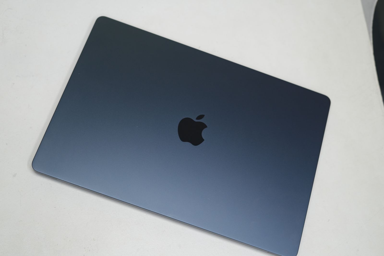 Macbook Air 15” M2 Chip BH 100% - Image 5