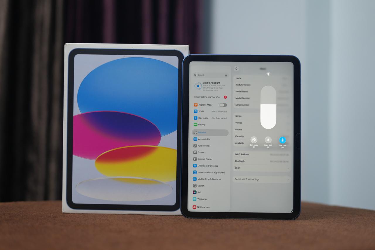 iPad 11th Gen (wifi) - Image 3