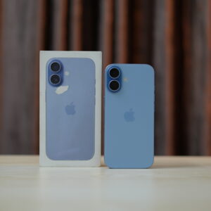 iPhone 17
