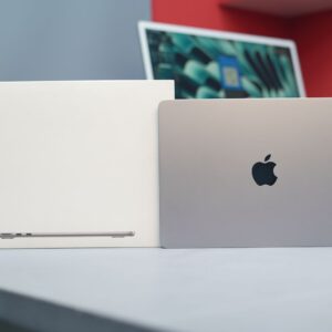 Macbook M3 Air (Singapore) BH 100%