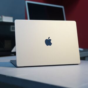 Macbook M5 Air (USA) BH 100%