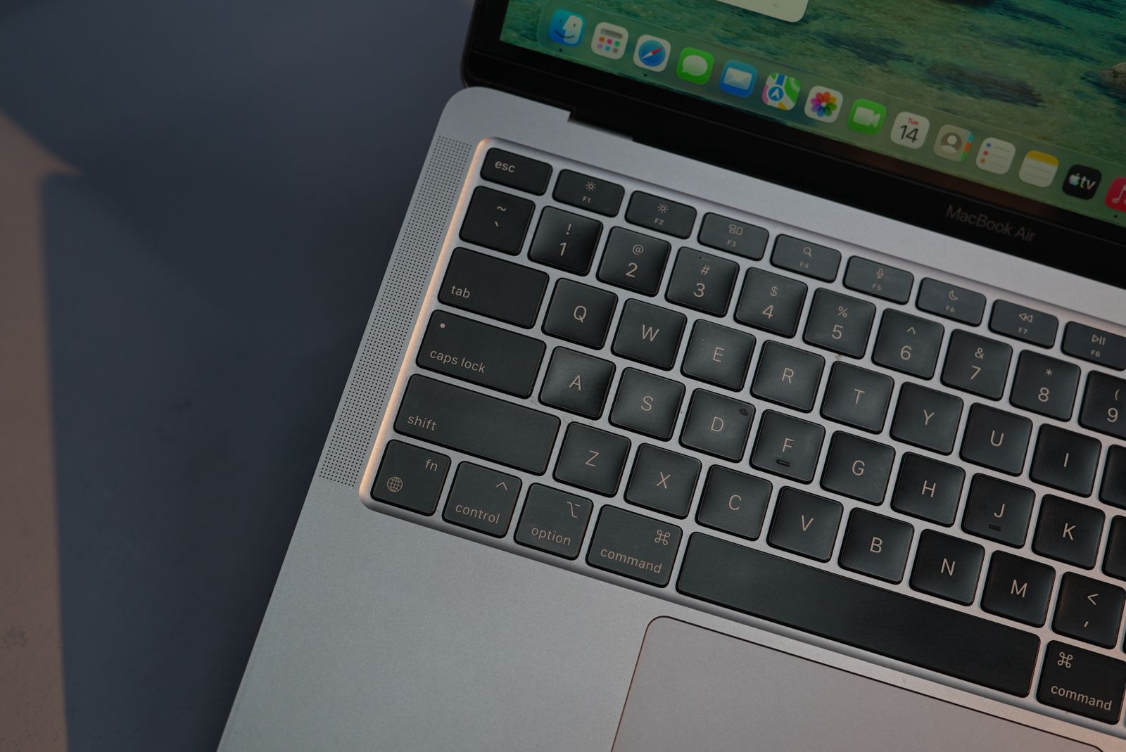 Macbook M1 Air (USA) BH 84% - Image 2