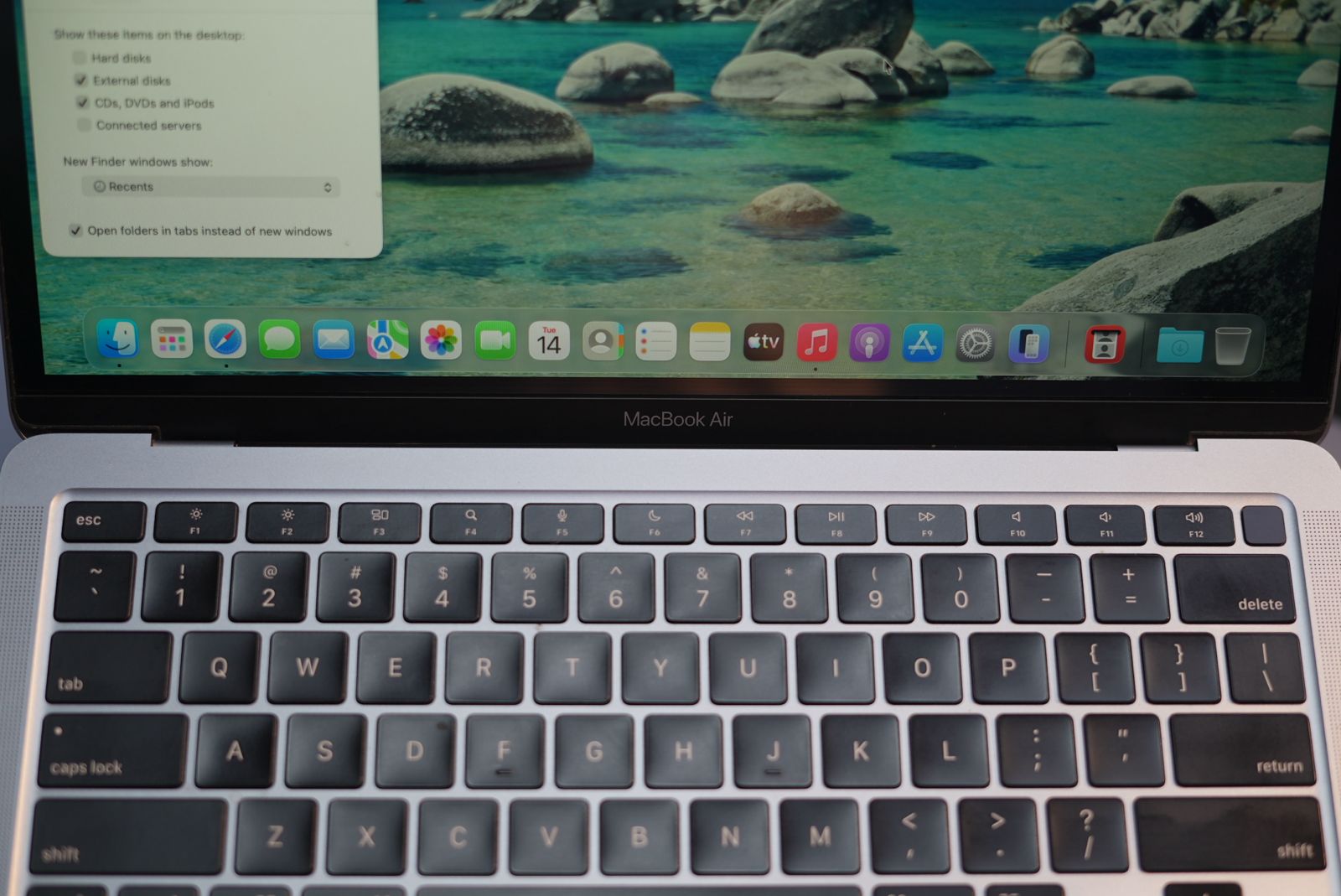 Macbook M1 Air (USA) BH 84% - Image 3