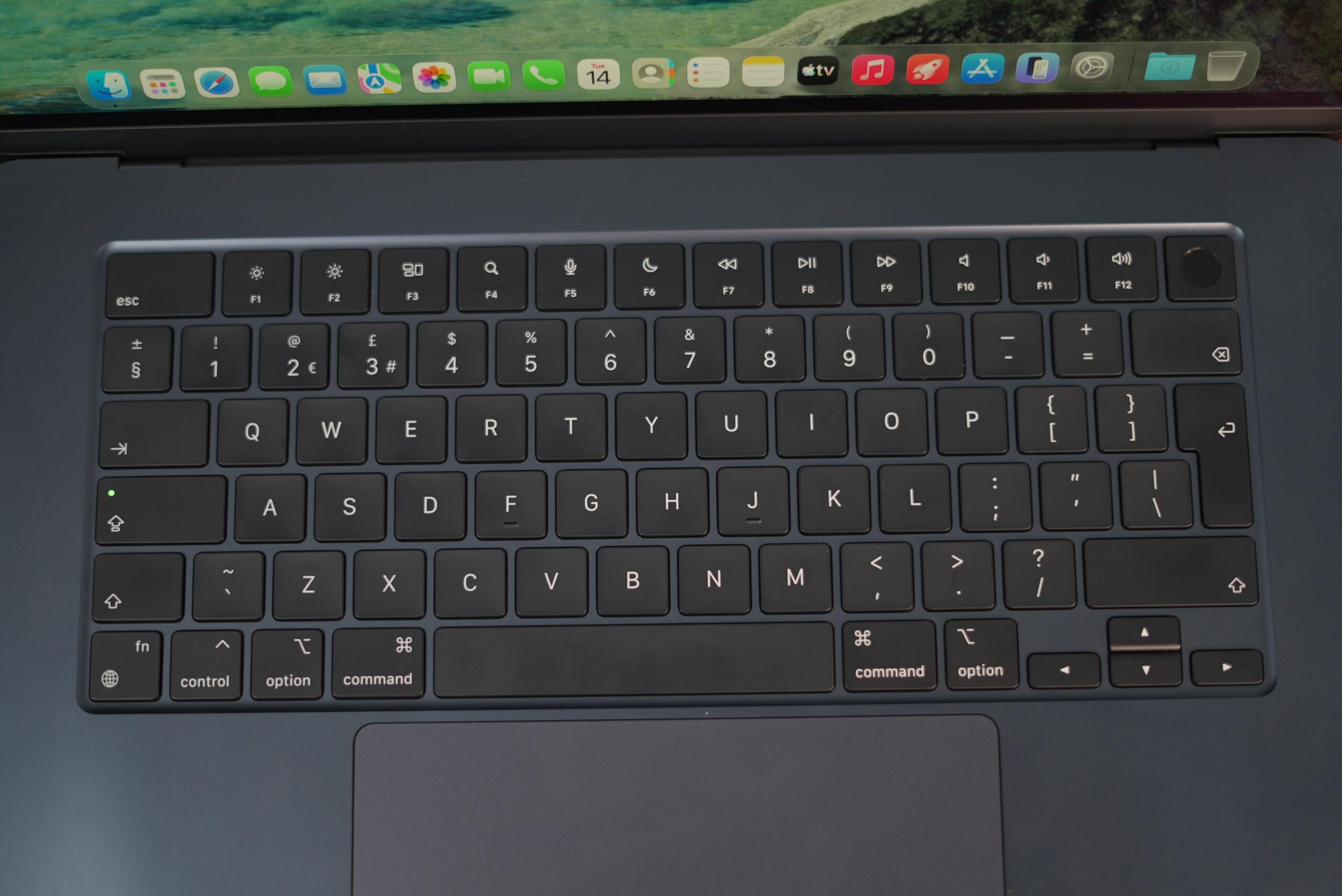 Macbook M2 Air (USA) BH 91% - Image 8