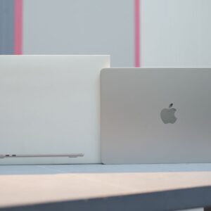 Macbook M5 Air (Singapore) BH 100%