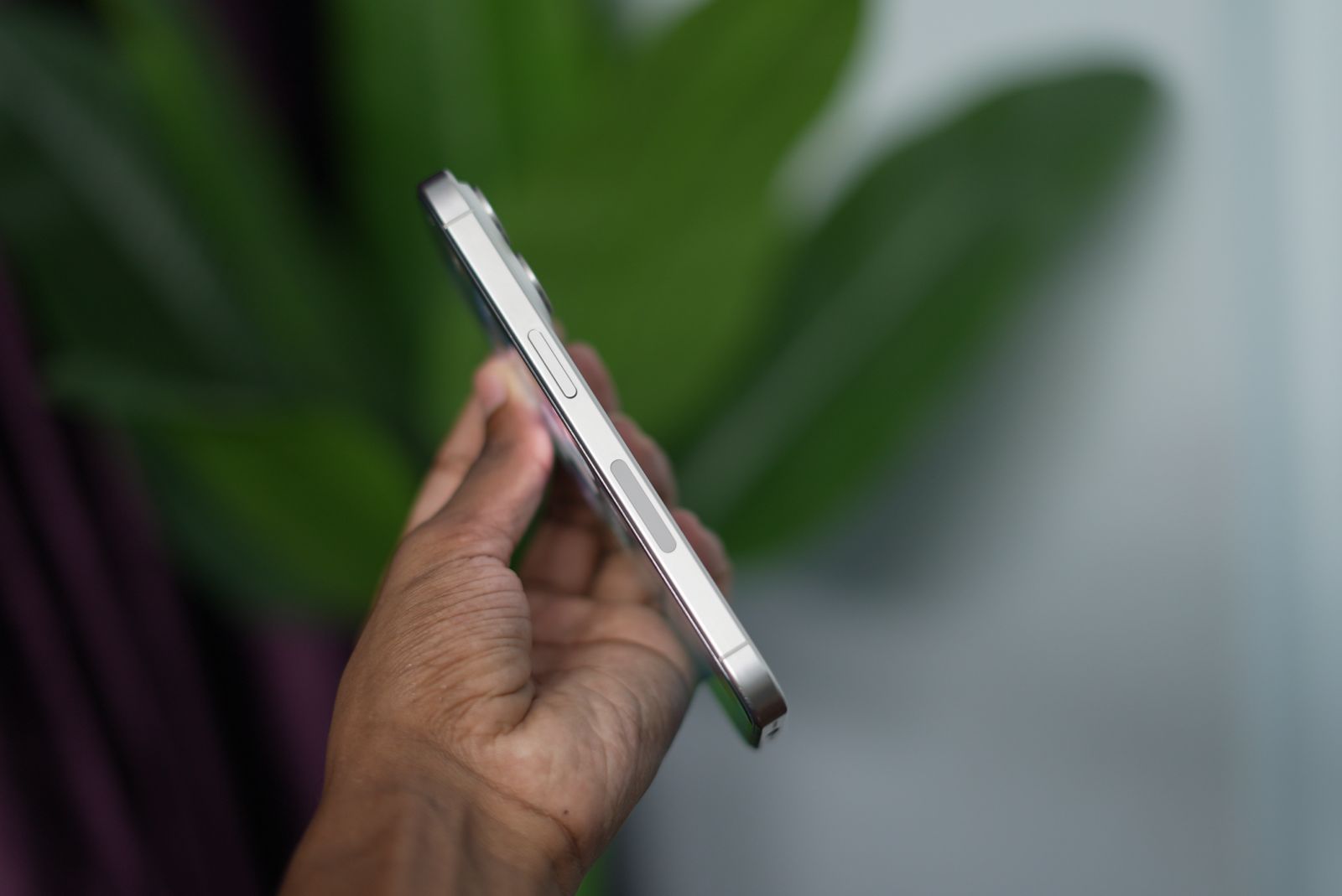 iPhone 15 Pro (Duel E-sim) BH 81% - Image 5