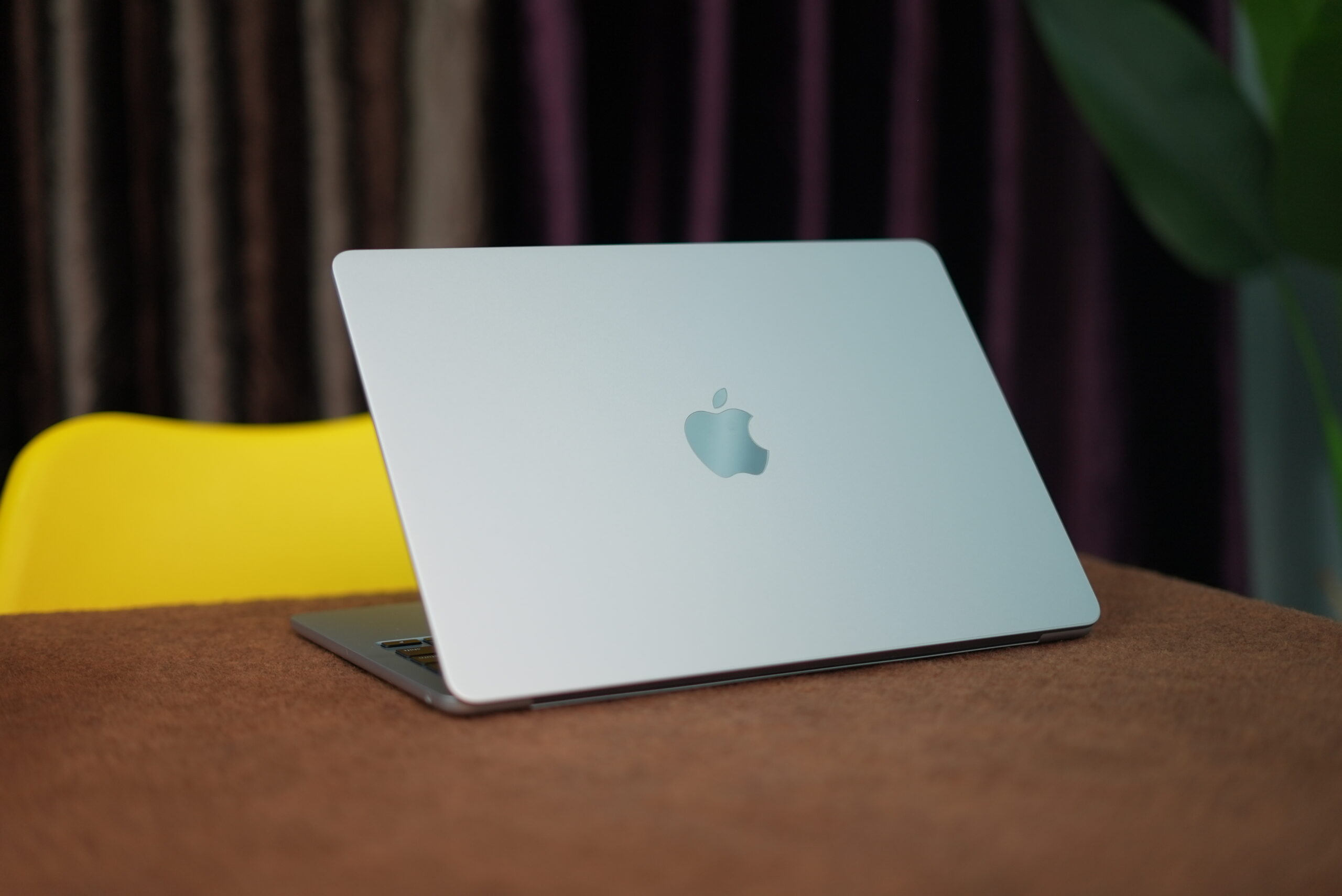 Macbook M4 Air (16/256) BH 100% - Image 2
