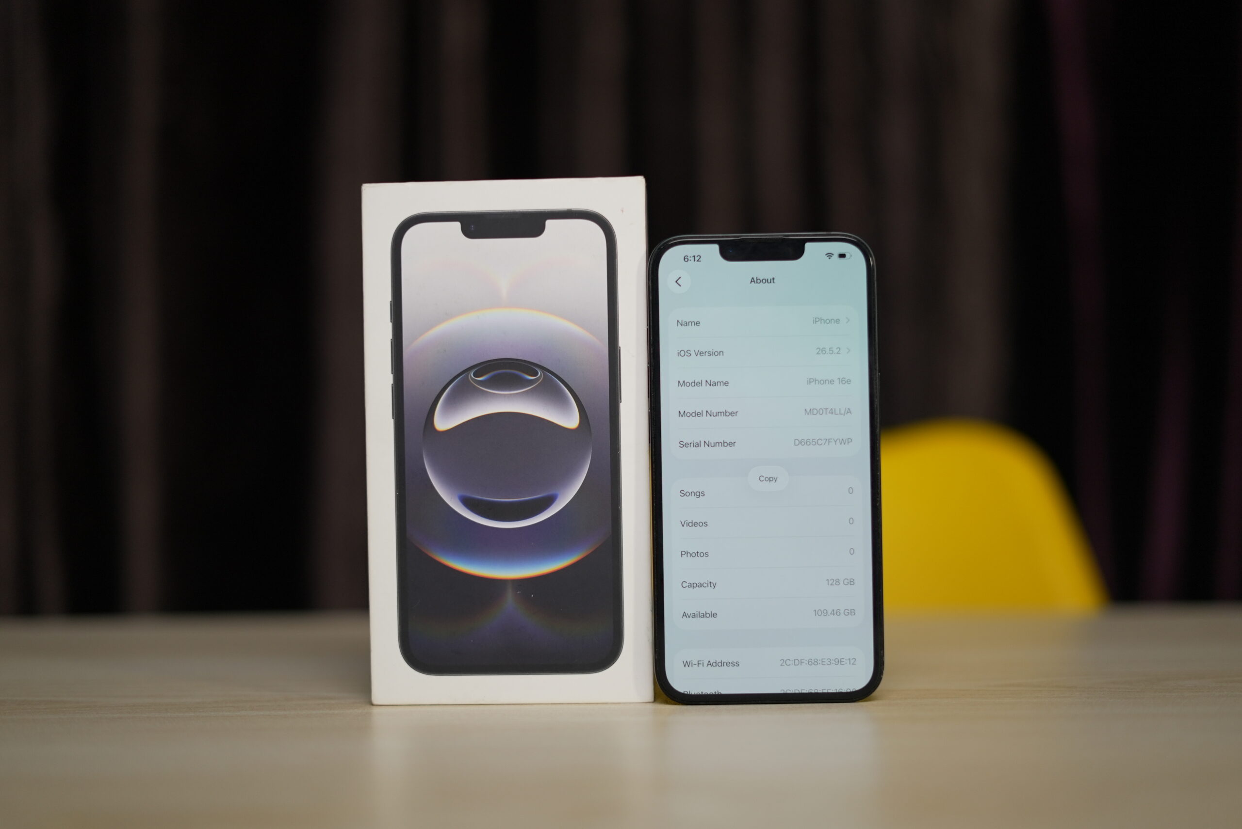 iPhone 16e (128 GB) 100% Health - Image 2