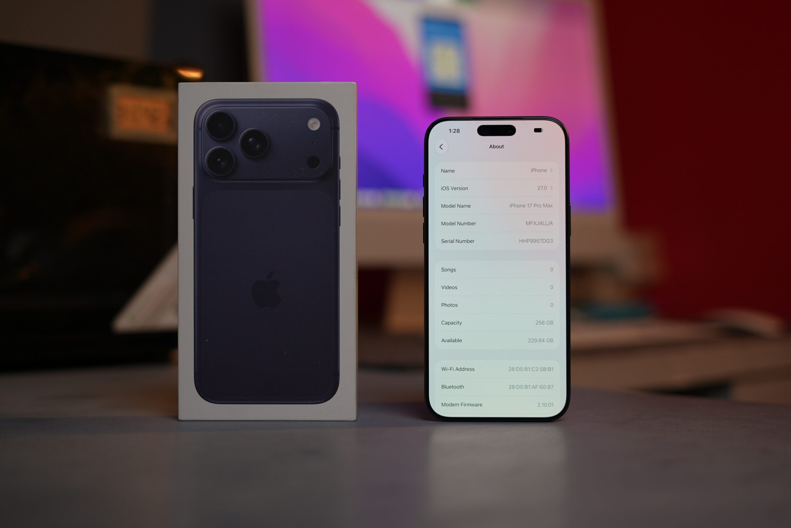iPhone 17 Pro Max Health 93% - Image 2