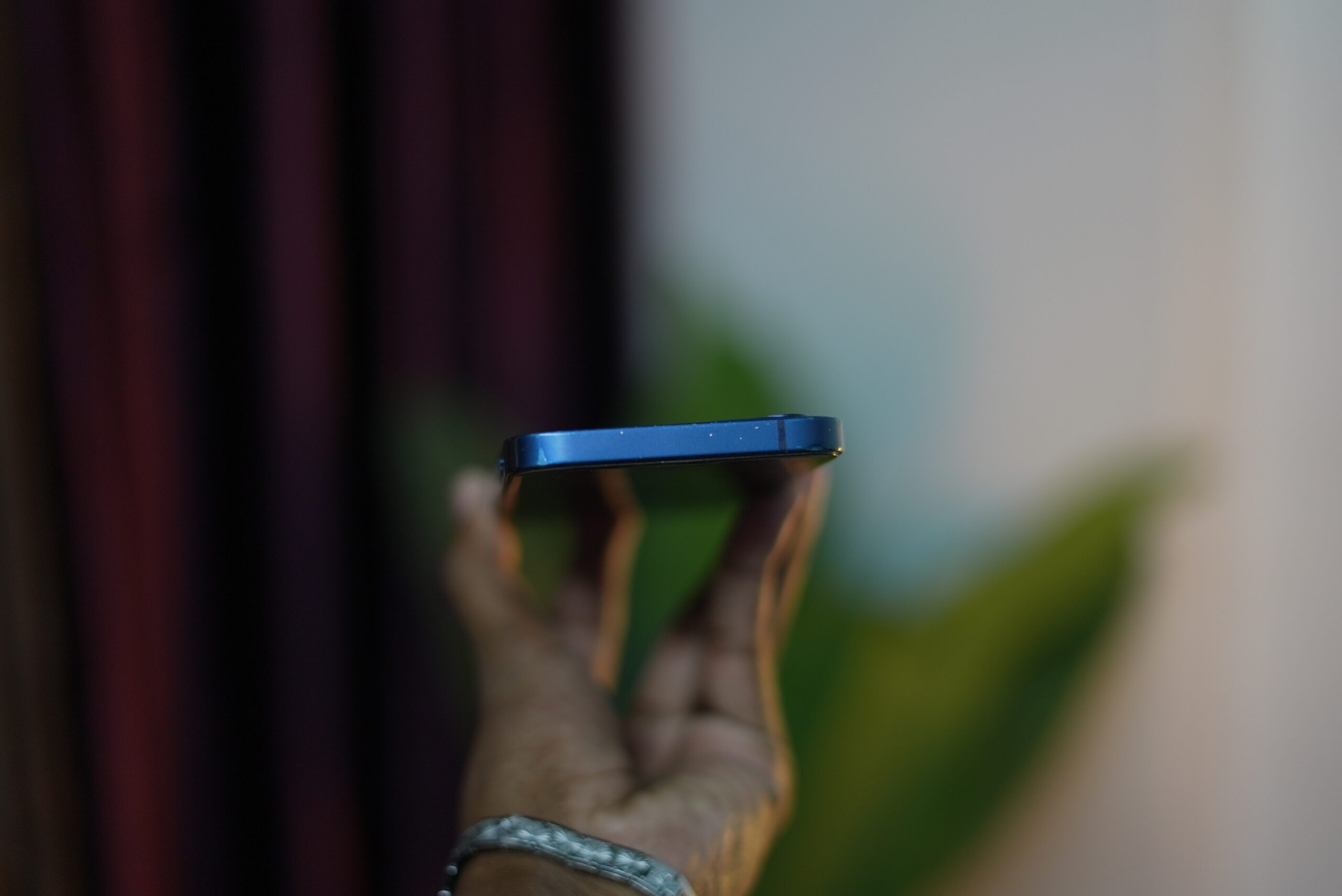iPhone 12 (Blue) Health 75% - Image 9