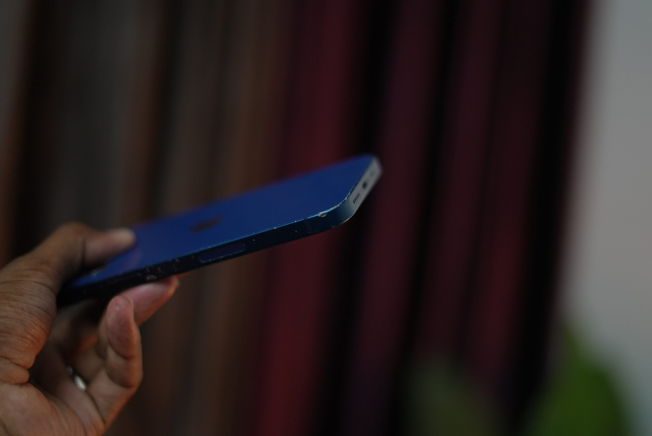 iPhone 12 (Blue) Health 75% - Image 12