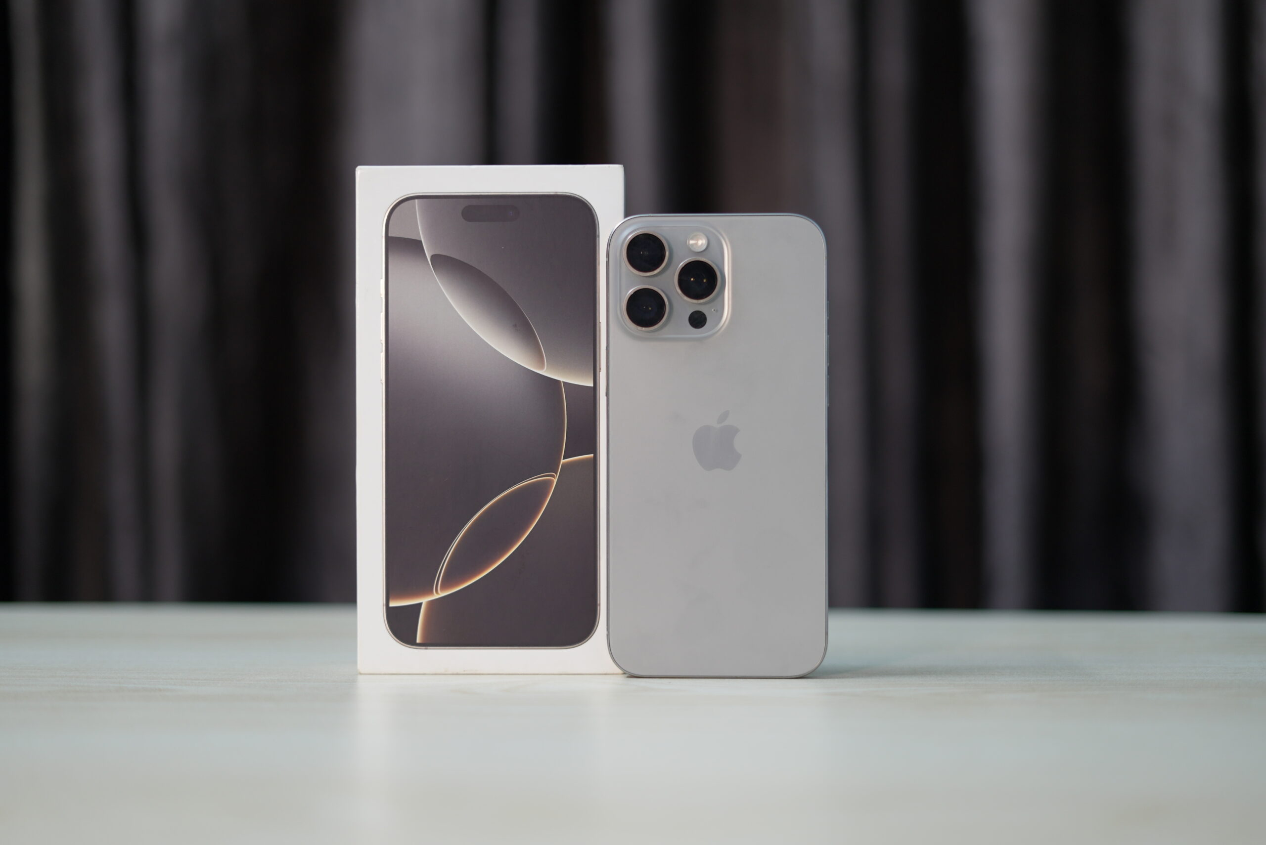 iPhone 16 Pro Max