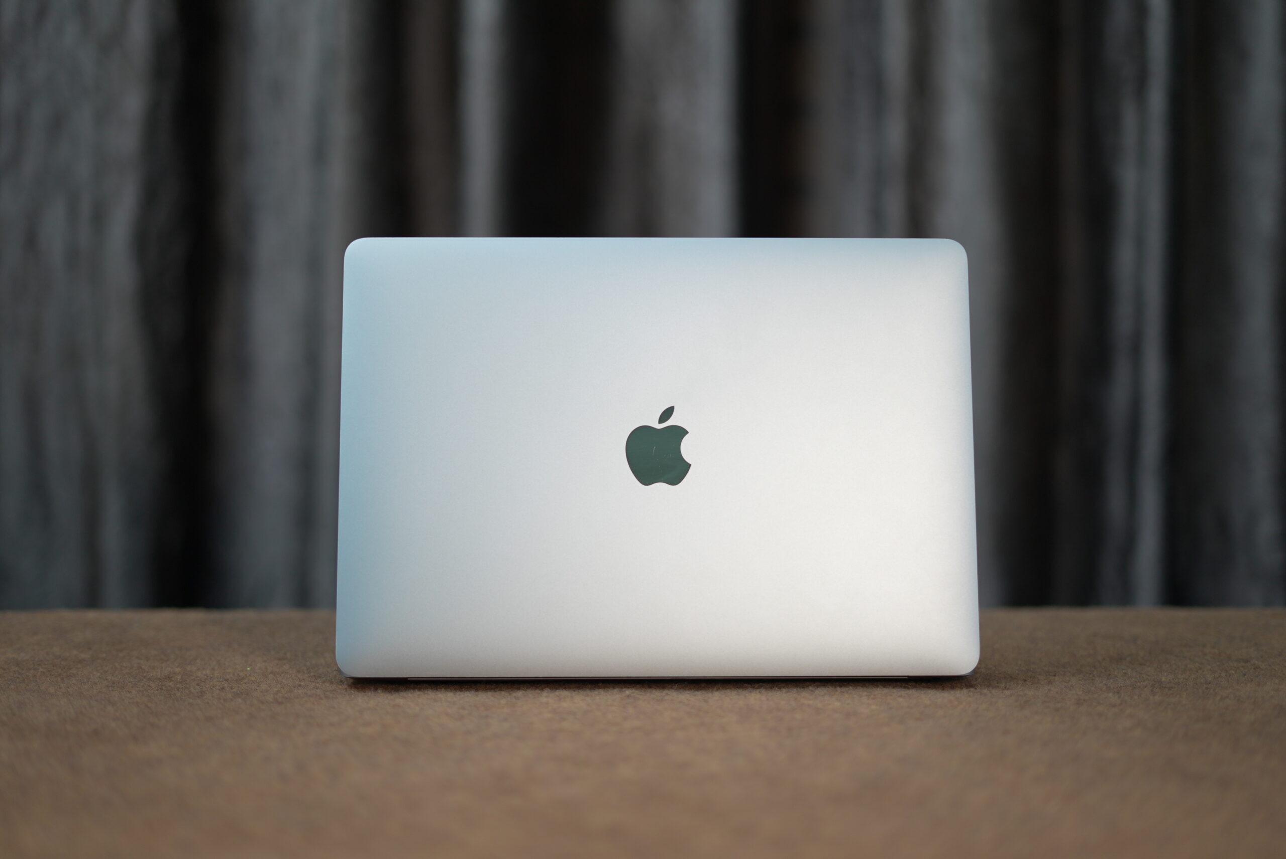 Macbook M1 Air