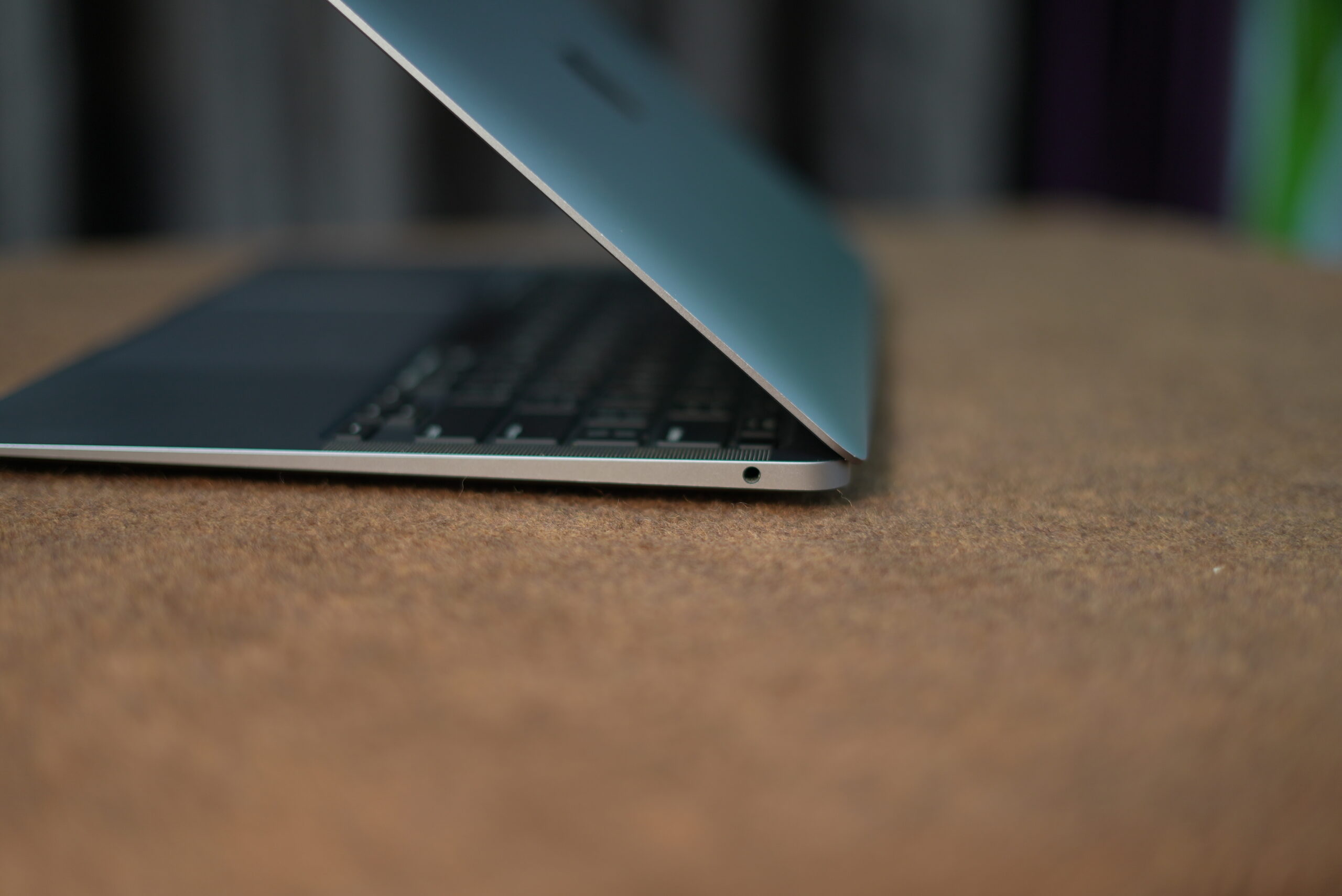 Macbook M1 Air - Image 3