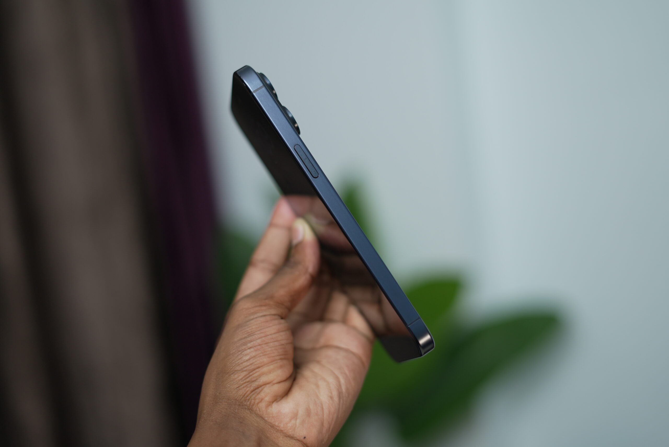 iPhone 15 Pro Max (Singapore) - Image 8